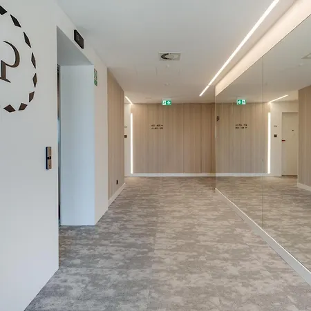 Mazowiecka By The Sea By Renters *