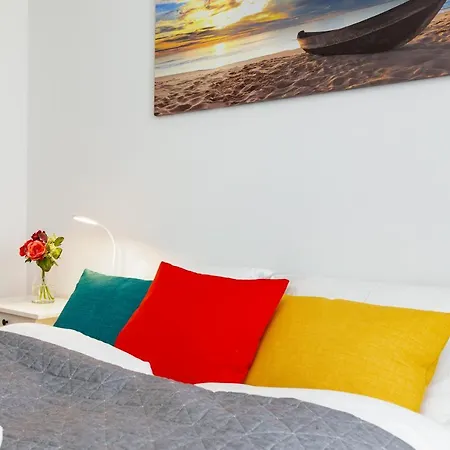 Mazowiecka By The Sea By Renters דירה פוביירובו